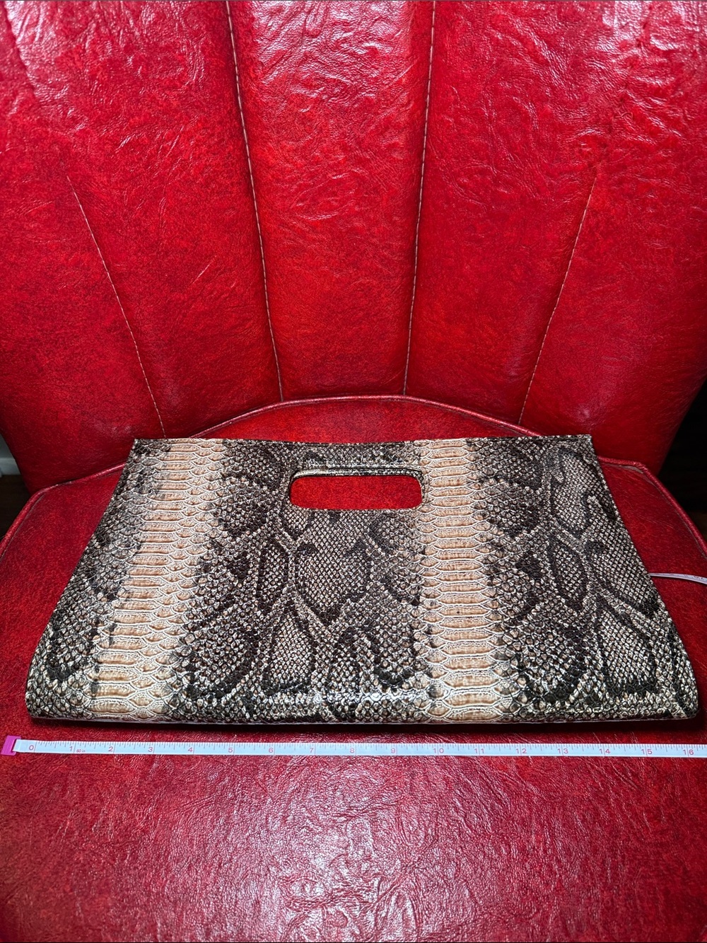 Giannini Faux Snakeskin Cutout Handle Statement Clutch - Picture 3 of 5